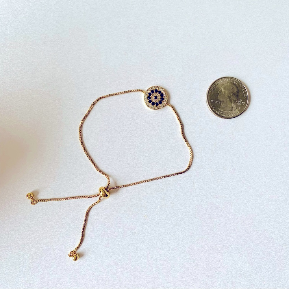 Gold tone bracelet